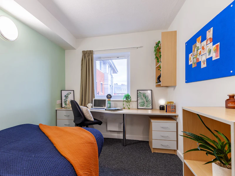 The International Football Group Graduate